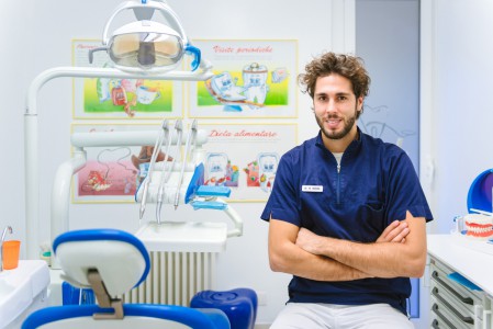 Dr. Marco Meroni